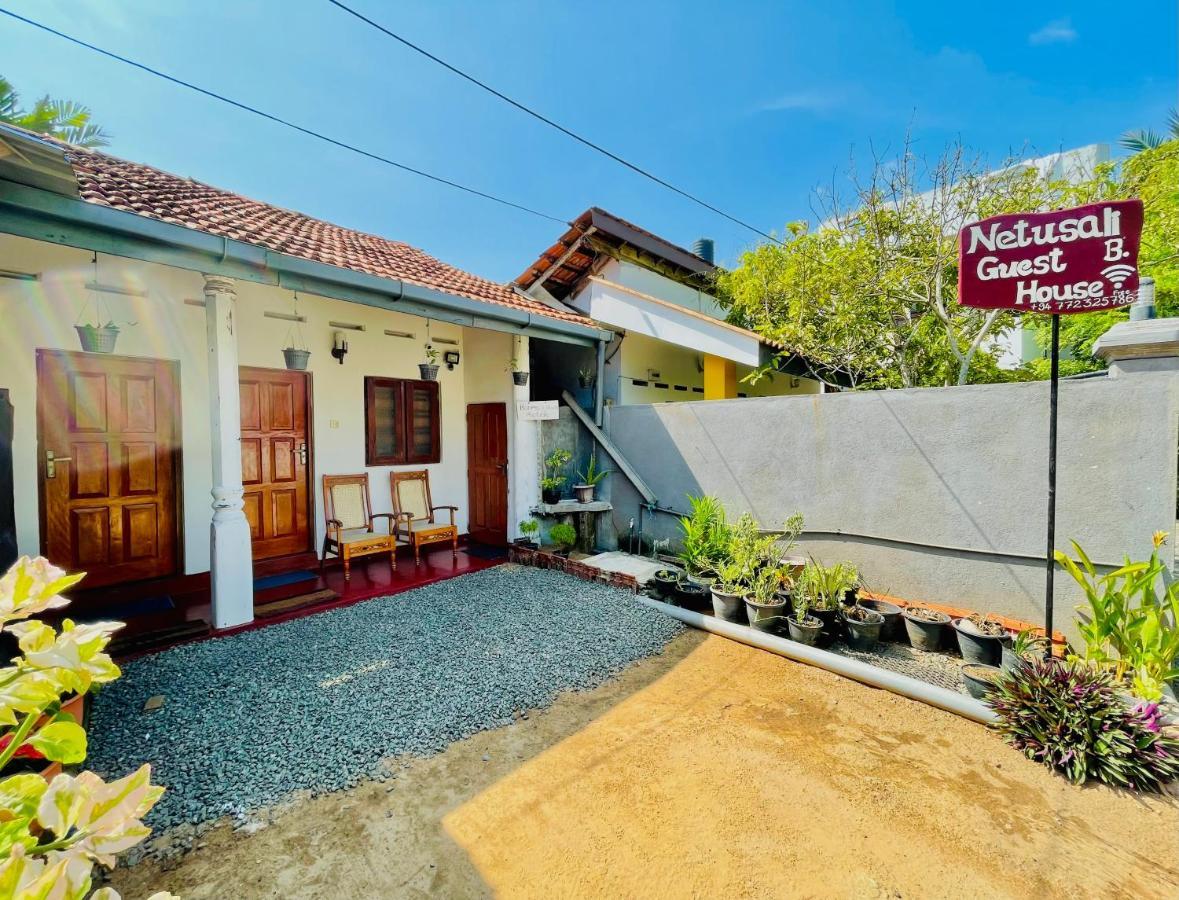 Nethusali Guest House Hikkaduwa Exterior foto